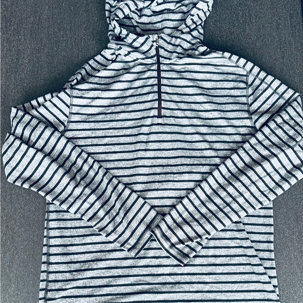 Lululemon half zip hoodie - XL